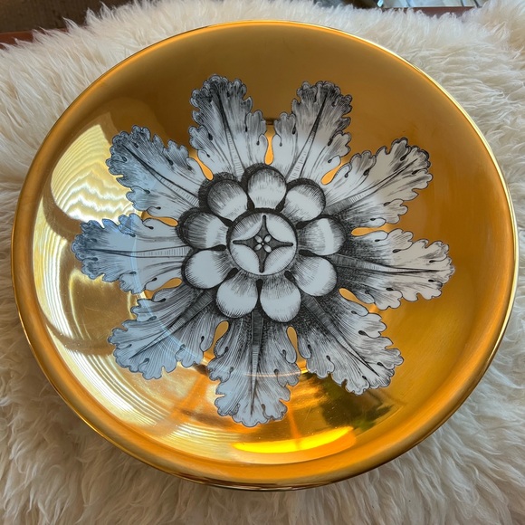 FORNASETTI Centerpiece Rosone n6 Gold Bowl - Picture 10 of 14